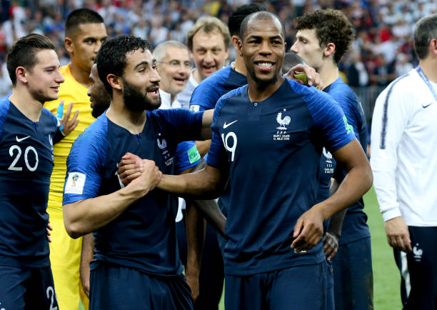 比赛和掌声 比赛和掌声